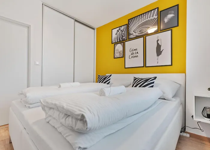 Lam Safari - Balcony - Ac - Free Parking Bratislava