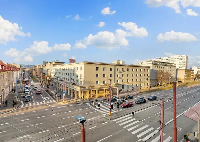 Lam Safari - Balcony - Ac - Free Parking *