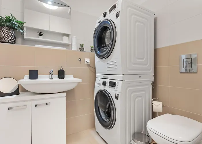 Lam Safari - Balcony - Ac - Free Parking Apartament